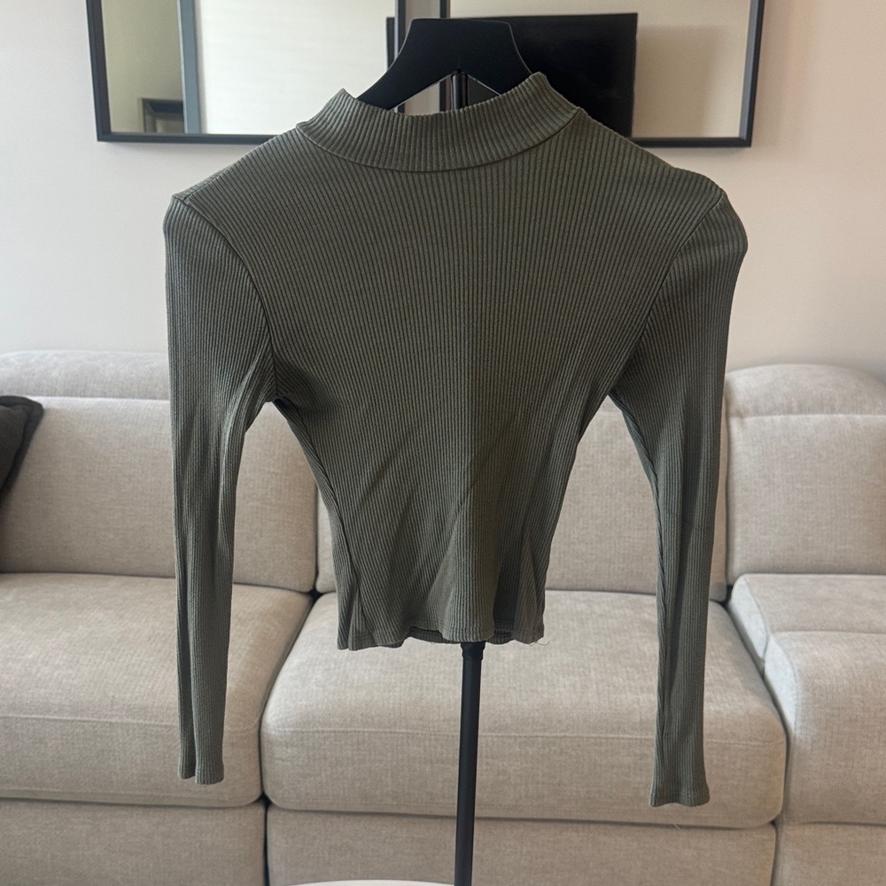 Windsor Sage Ribbed Crop Top